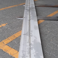 Fladstål rustfrit, EN 1.4301/4307, Klippet, 150x6 mm - 4 meter