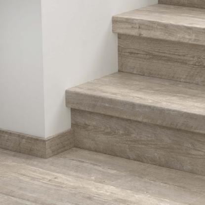 Pergo vinyl trappeafdækning/trappeforkantsprofil, Grey Cload Pine, 1484 x 146 x 62 mm