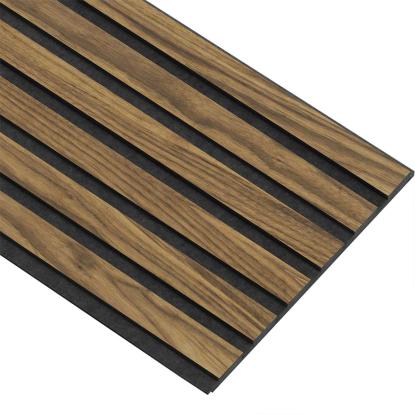 I-Wood Medio+ Original akustikpanel, klar olieret, sort filt og sort kerne, valnøddefiner, 17 x 300 mm