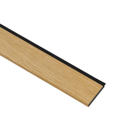 I-Wood afslutningsliste til 3-lamel akustikpanel, klar olieret, sort filt og sort kerne, egefiner, 17 x 92 mm