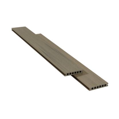 Kirkedal Heimdal terrassebræt i komposit, oak/hardwood - 22x130 mm