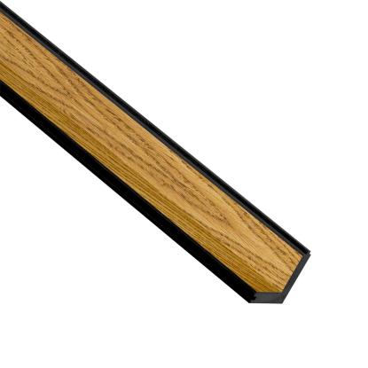 I-Wood UniPanel indvendigt hjørne, brun olieret, sort kerne, egefiner, 17 x 55 x 2780 mm