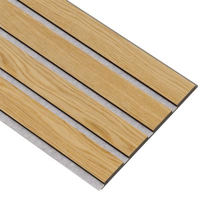 I-Wood Basic 4-lamel akustikpanel, klar olieret, grå filt og sort kerne, egefiner, 17 x 300 mm 