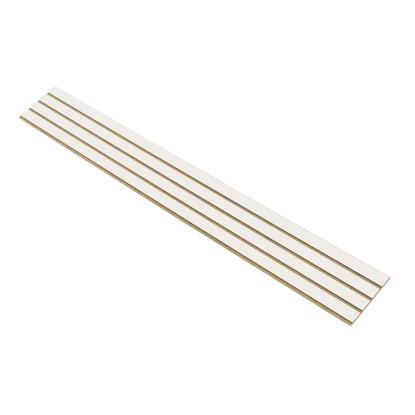 I-Wood Medio+ 4-lamel akustikpanel, hvidmalet, brun filt og lys kerne, folie, 16 x 300 mm