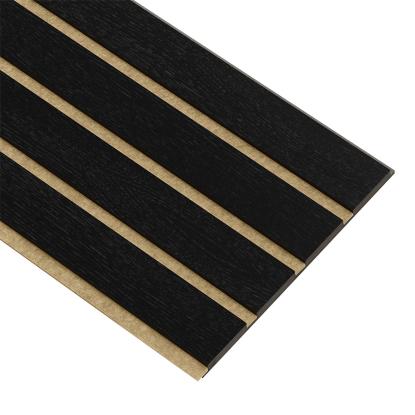 I-Wood Medio+ 4-lamel akustikpanel, sortmalet, brun filt og sort kerne, egefiner, 17 x 300 mm