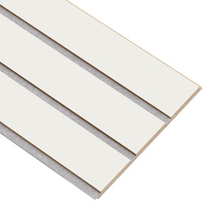 I-Wood Medio+ 3-lamel akustikpanel, hvidmalet, grå filt og lys kerne, folie, 16 x 300 mm
