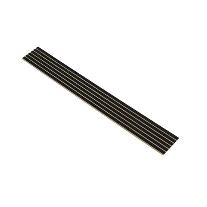 I-Wood Medio+ Original akustikpanel, sortmalet, brun filt og sort kerne, egefiner, 17 x 300 mm