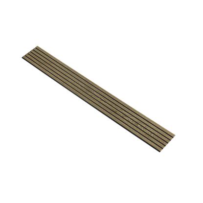 I-Wood Medio+ Original akustikpanel, mørkebrun olieret, sort filt og lys kerne, egefiner, 16 x 300 mm
