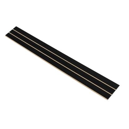 I-Wood Medio+ 3-lamel akustikpanel, sortmalet, beige filt og sort kerne, egefiner, 17 x 300 mm