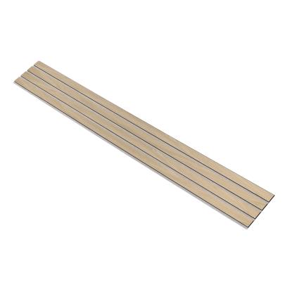I-Wood Basic 4-lamel akustikpanel, hvid olieret, grå filt og sort kerne, egefiner, 17 x 300 mm 