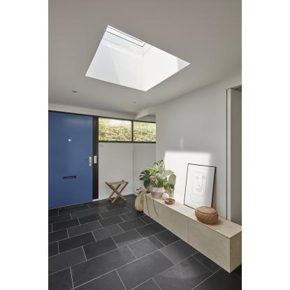 VELUX CVU 0225QA INTEGRA elektrisk karm til fladtagsvindue, 3-lags glas
