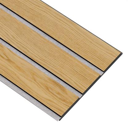 I-Wood Medio+ 3-lamel akustikpanel, klar olieret, grå filt og sort kerne, egefiner, 17 x 300 mm
