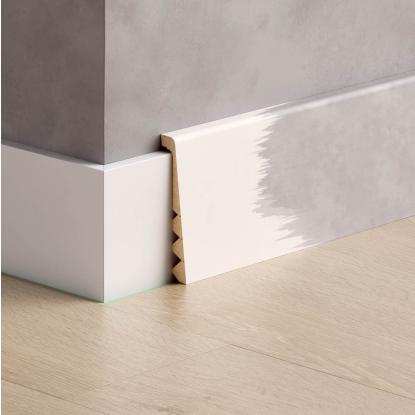 Pergo dækkende fodliste med Incizo® teknologi, malbar, 2400 x 16 x 129 mm