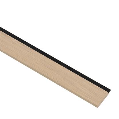 I-Wood afslutningsliste til 4-lamel akustikpanel, ubehandlet natur, sort filt og lys kerne, egefiner, 16 x 67 mm